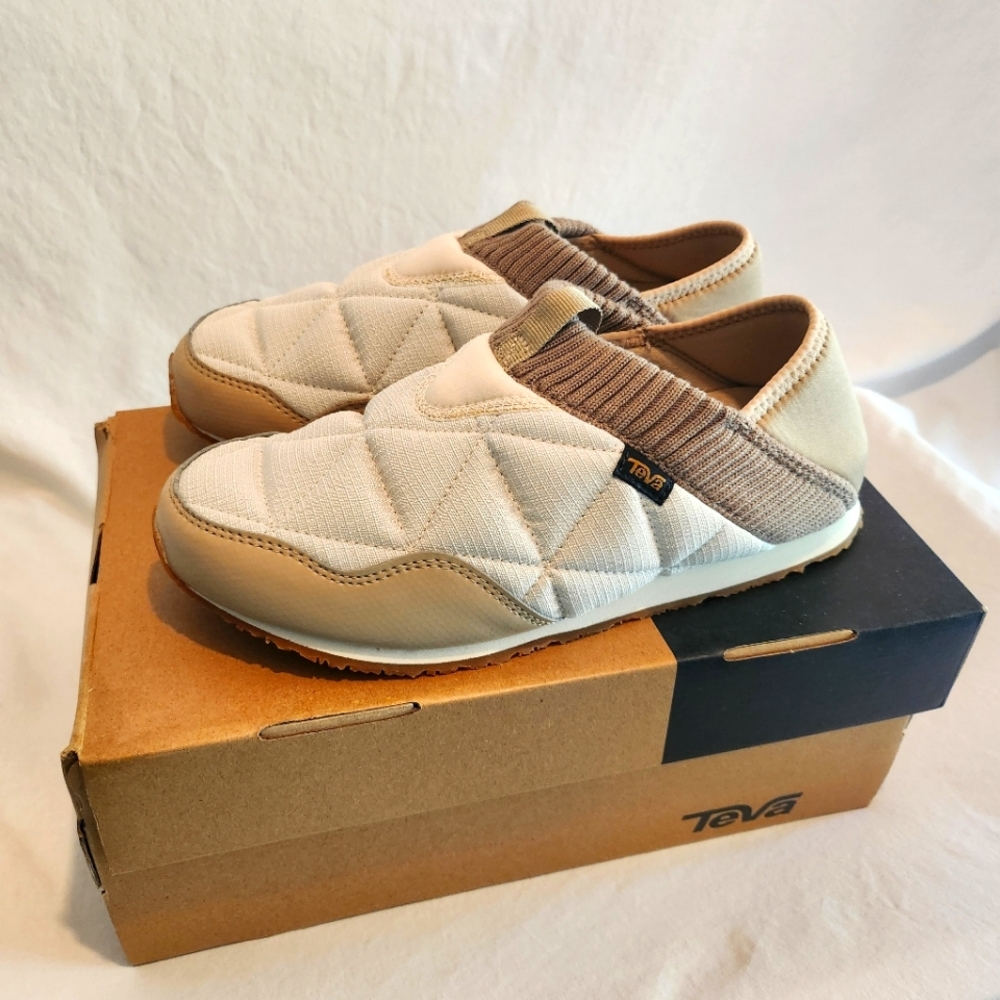 Teva Women's ReEmber Slip-Ons Sz 8
